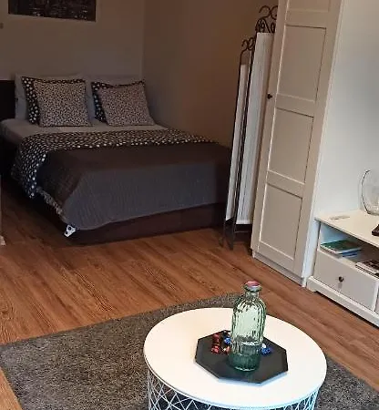 Apartmán Flat In A Historical Xix C. Building.